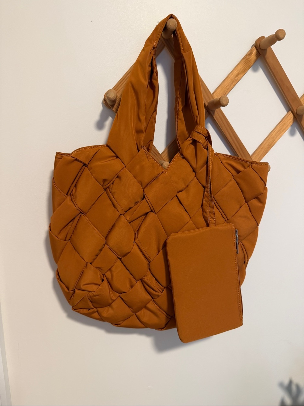 Super Cute Quilted Woven Tote Bag - Rust